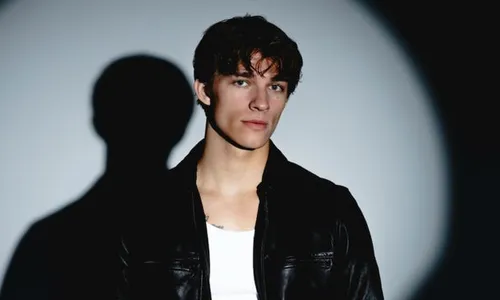Alex Sampson