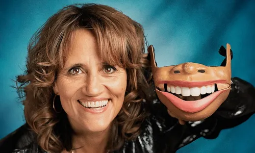 Nina Conti